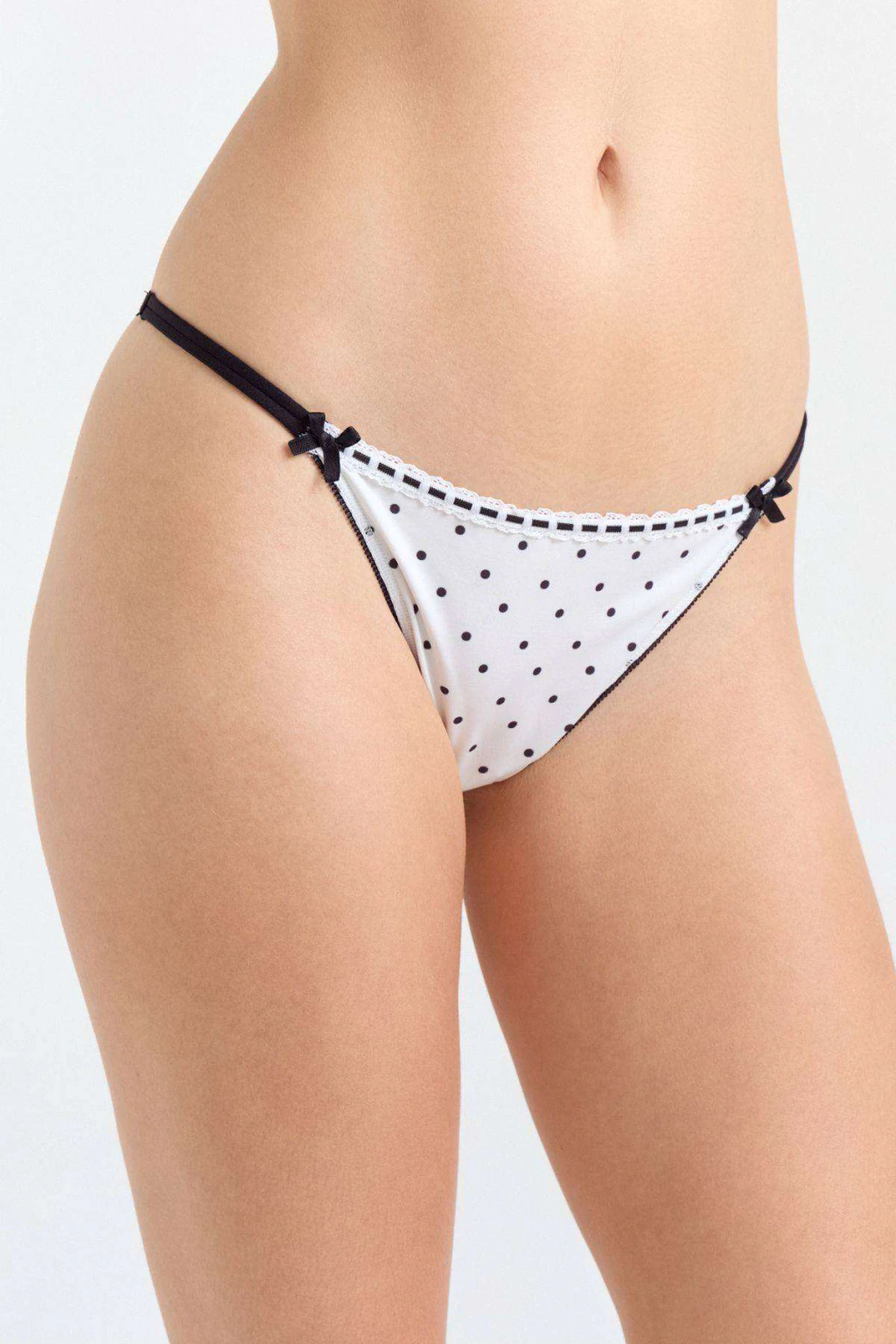 COQUETTE TANGALESS