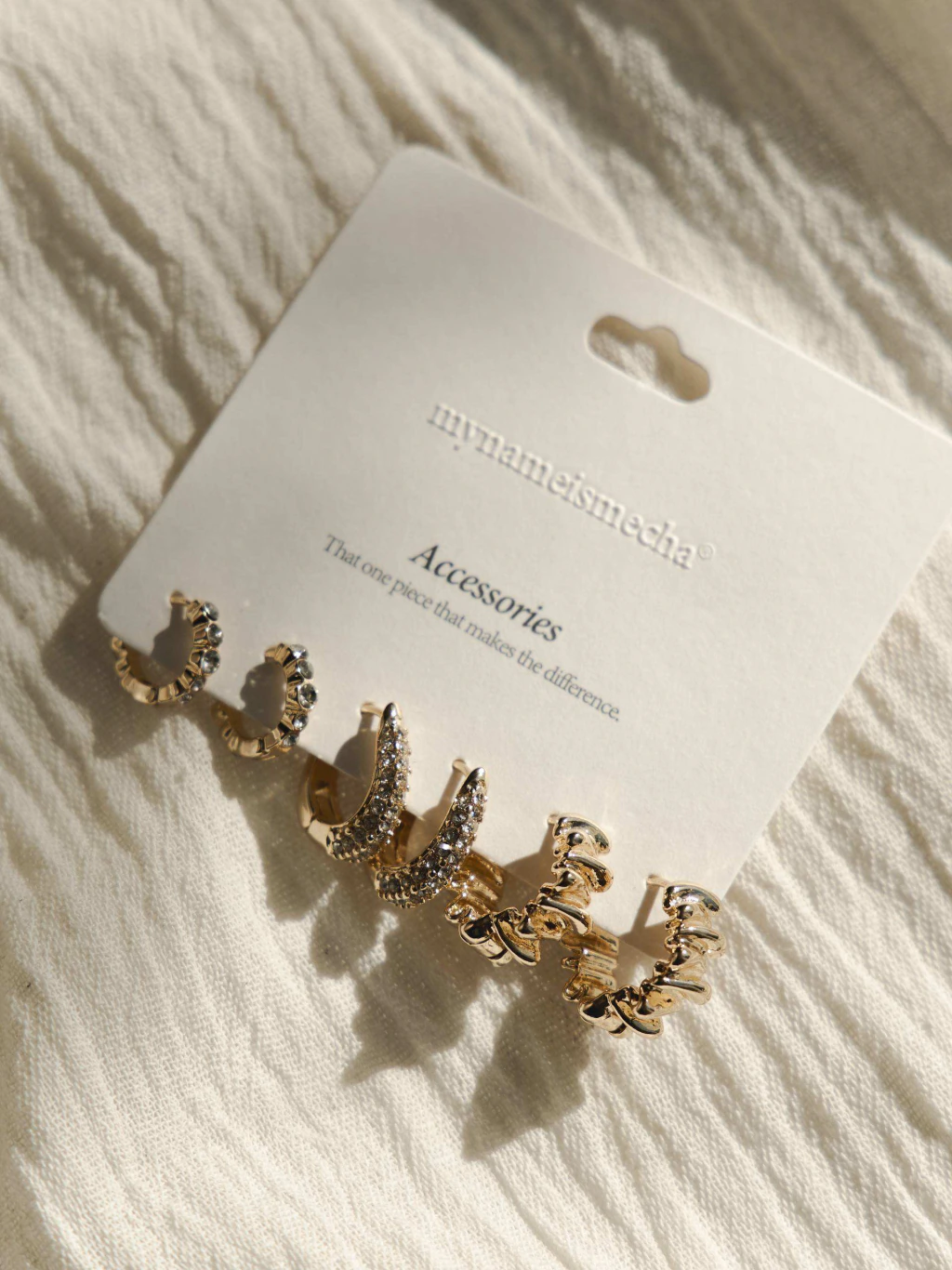 CRYSTAL EARRINGS X3